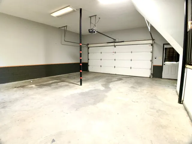 $2,100 | 1402 East Rhett Butler Road, Clarksville, TN 37042