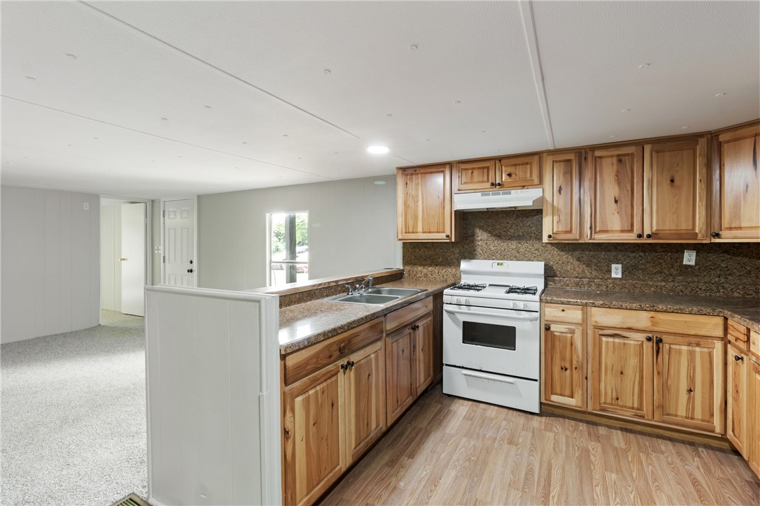 5286 Caroline Drive Bryan, TX 77807 - Photo 4 of 17