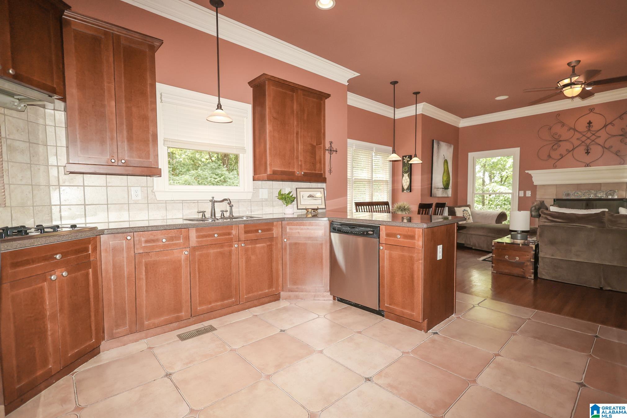 82 Shades Crest Road Birmingham, AL 35226 - Photo 15 of 50
