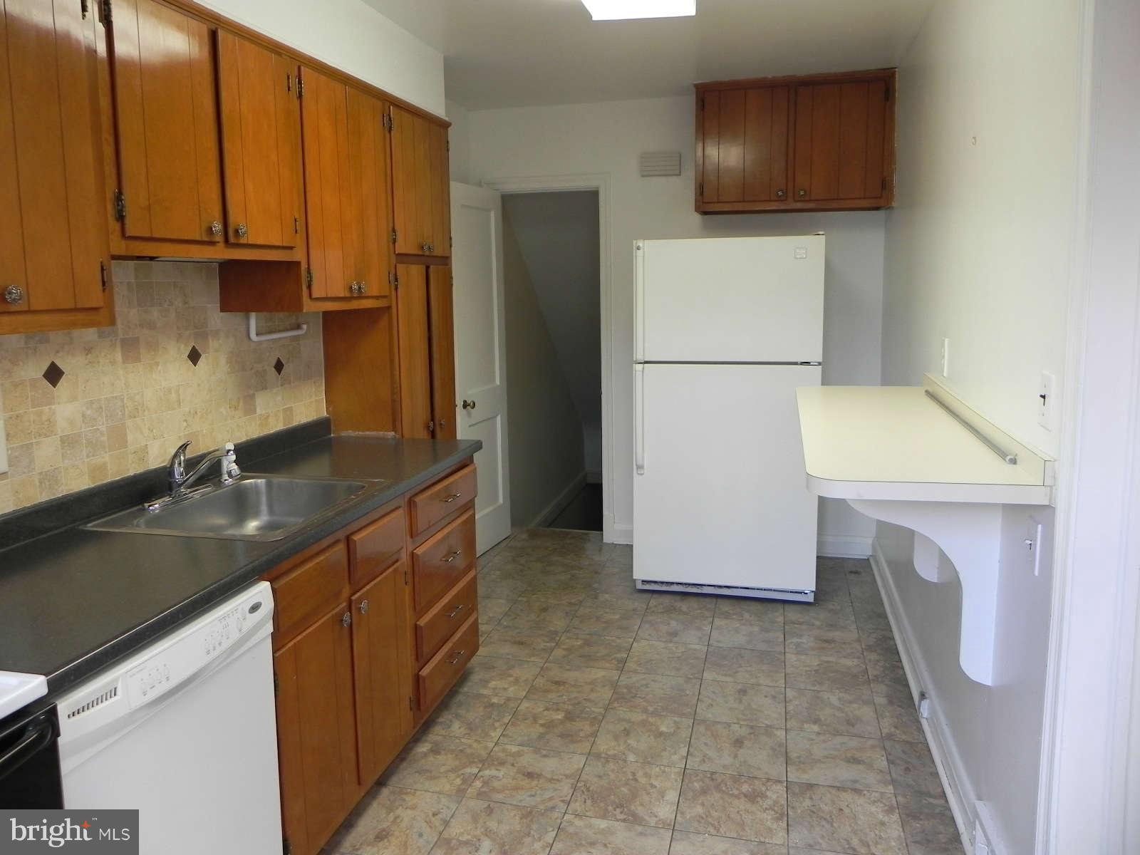 110 Overbrook Road Baltimore, MD 21212 - Photo 8 of 15 Kitchen