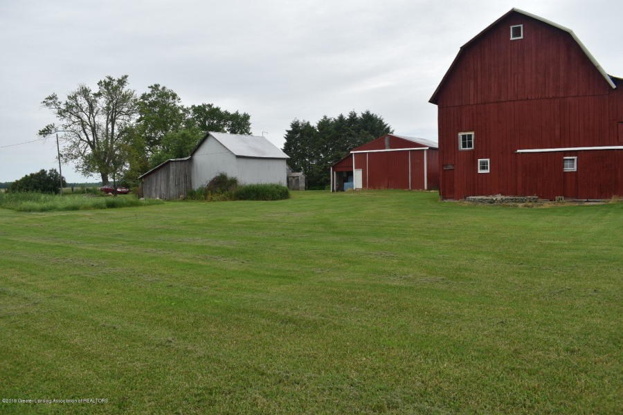 6512 South County Line Road Perrinton, MI 48871 - Photo 20 of 38 1863039-19.JPG