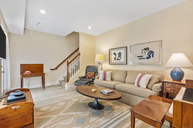 $795,000 | 214 Seaside Avenue, Stamford, CT 06902