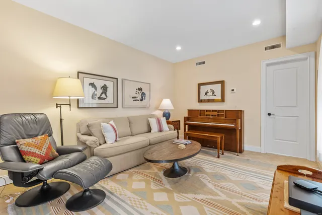 $795,000 | 214 Seaside Avenue, Stamford, CT 06902