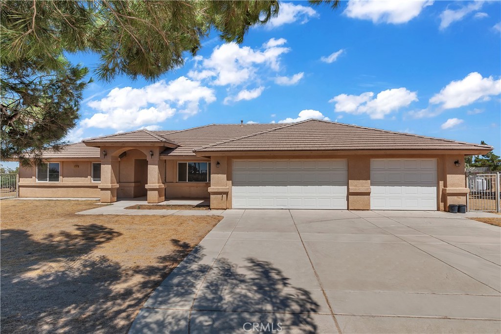 9379 Middleton Road Phelan, CA 92371 - Photo 1 of 36