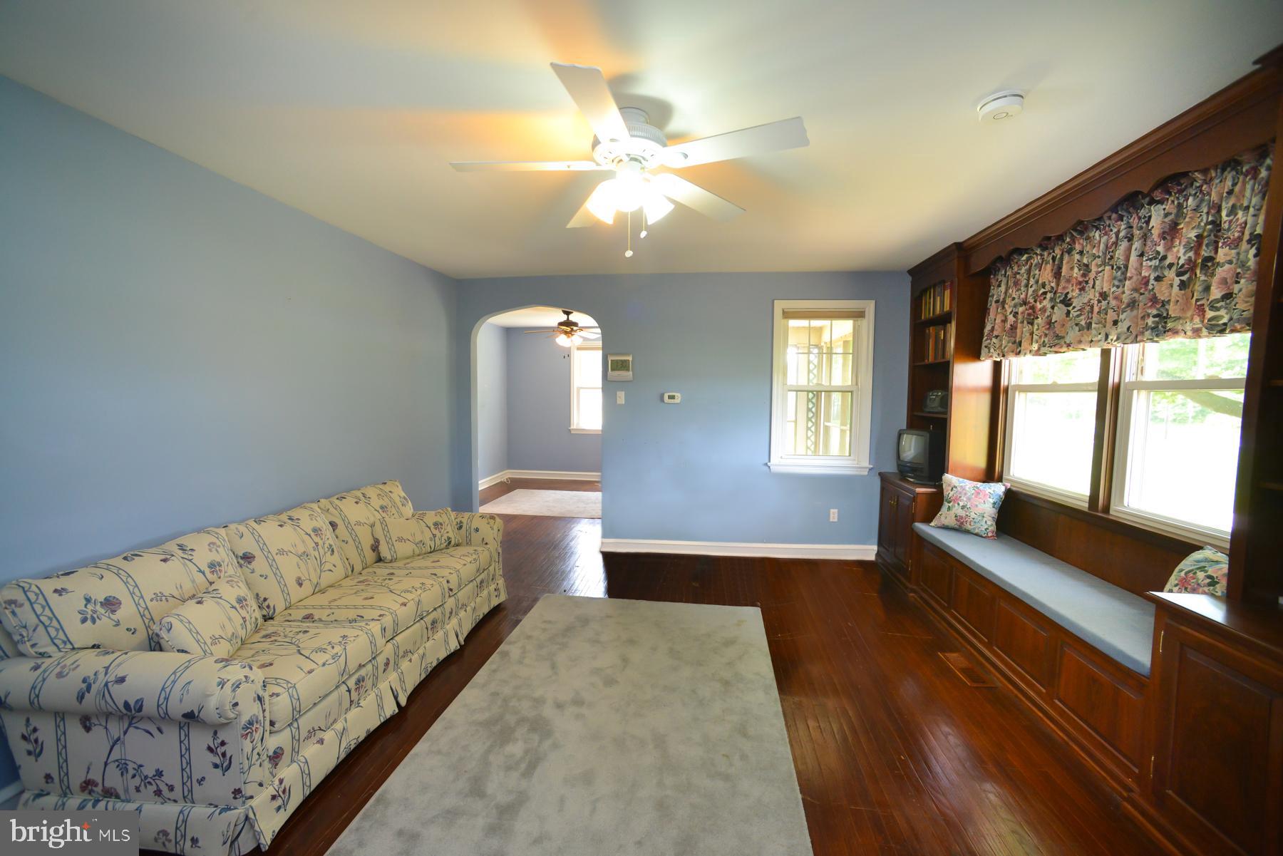 564 Kings Highway Mickleton, NJ 08056 - Photo 5 of 24 Gallery Image 5