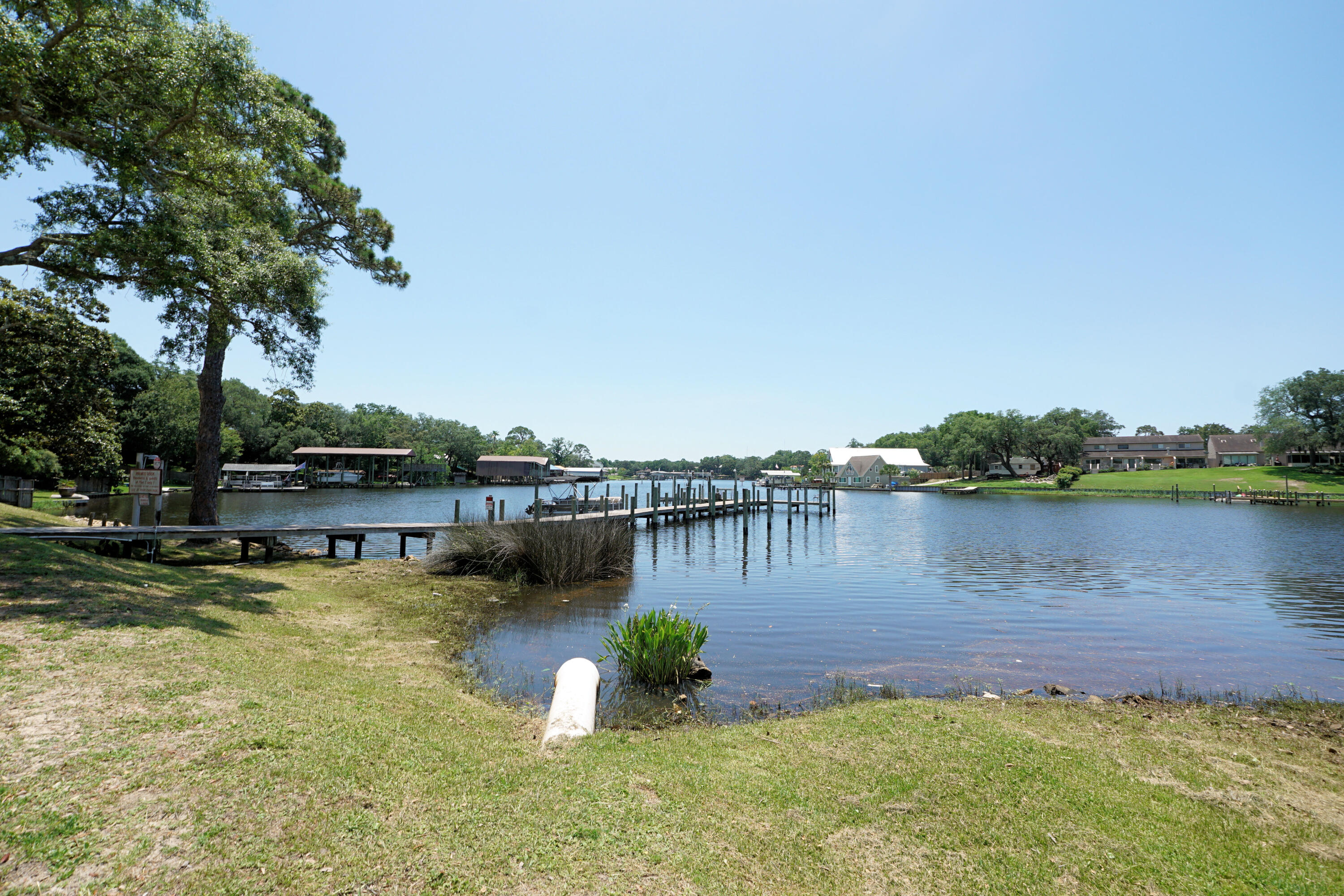 210 Pelham Road, Unit 212A Fort Walton Beach, FL 32547 - Photo 3 of 34 Pier One