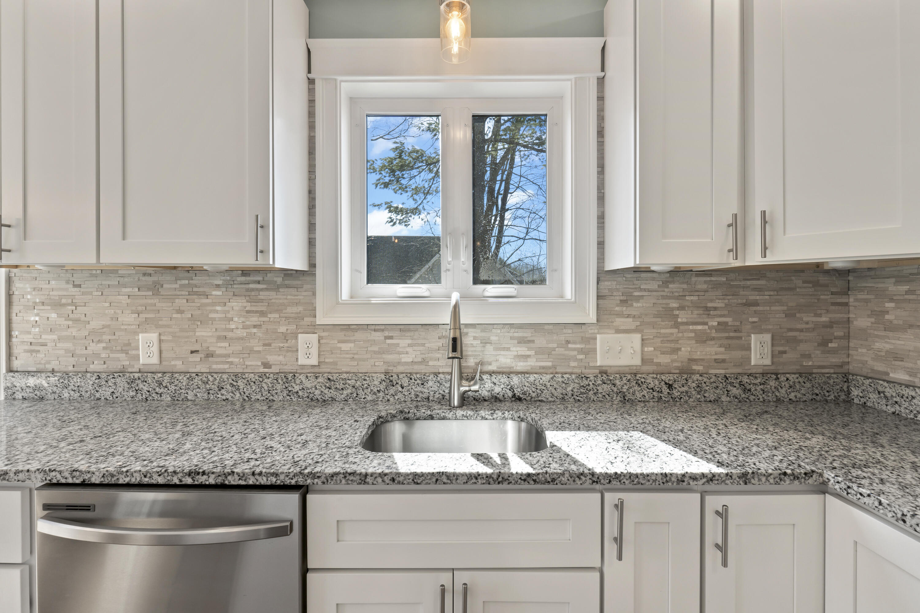 19 Ridgeway Avenue Gorham, ME 04038 - Photo 12 of 57 19 Ridgeway Ave, Gorham ME_113