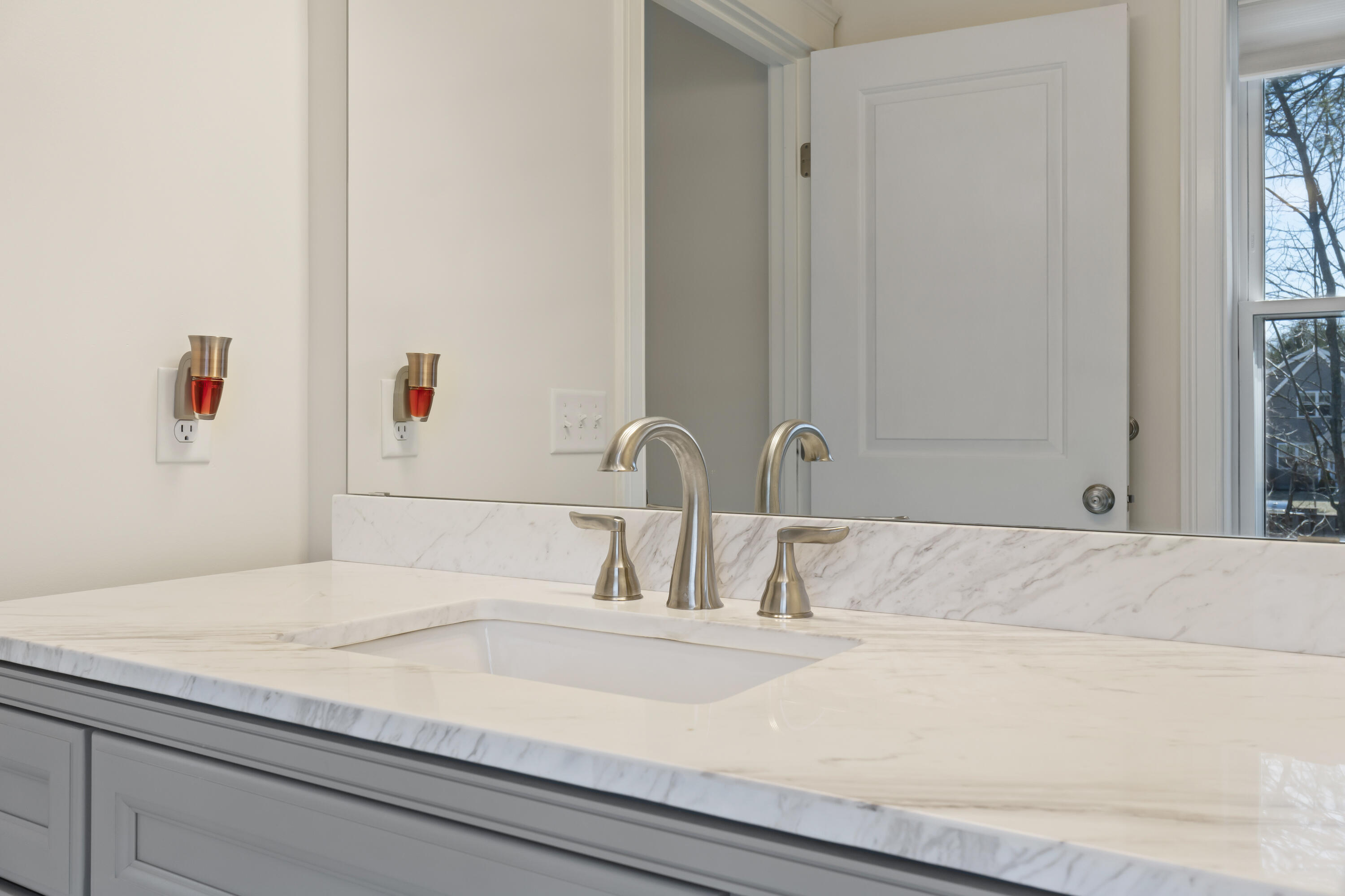 19 Ridgeway Avenue Gorham, ME 04038 - Photo 27 of 57 19 Ridgeway Ave, Gorham ME_127