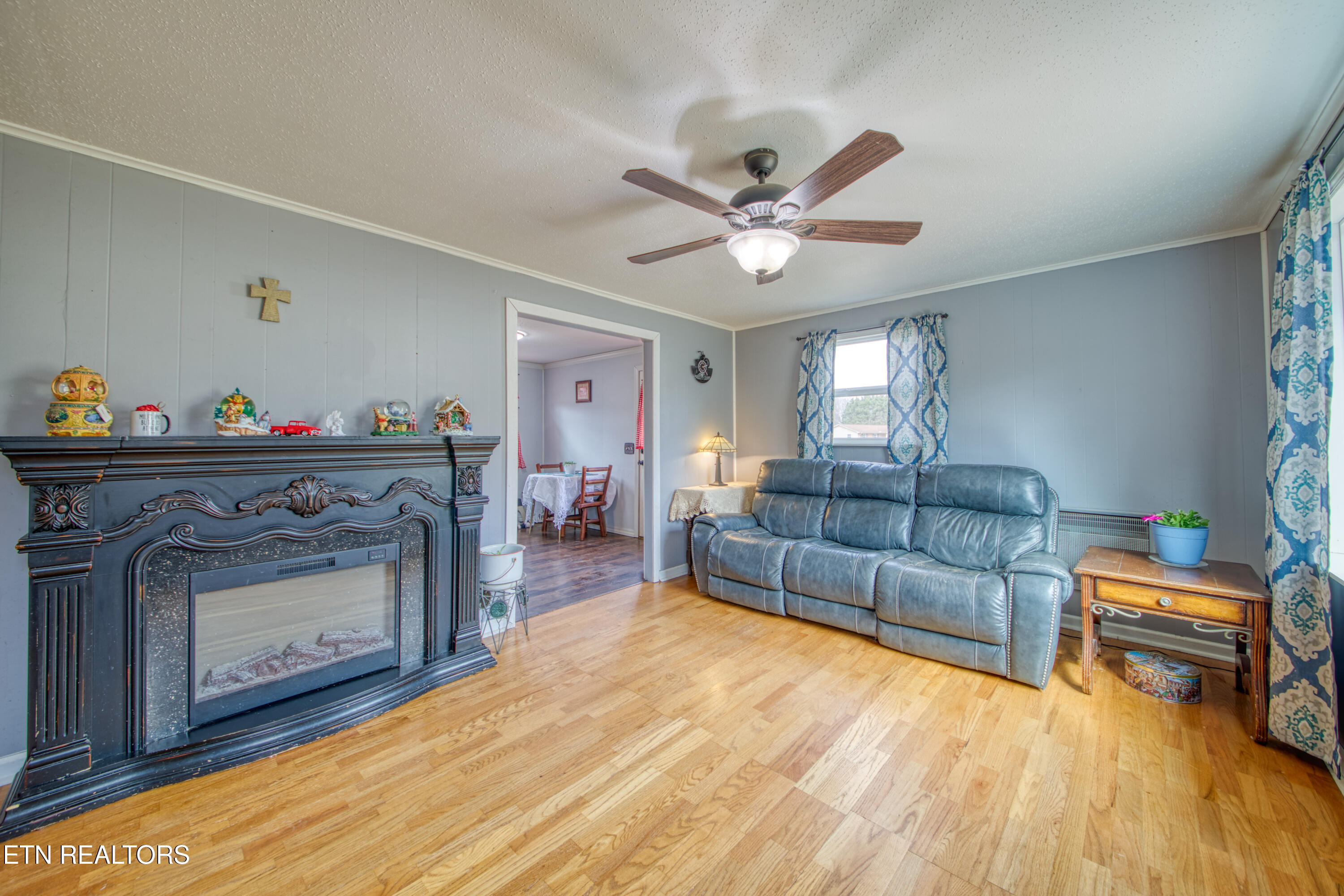 4818 Wheeler Road Louisville, TN 37777 - Photo 3 of 31 0H3A0485_53