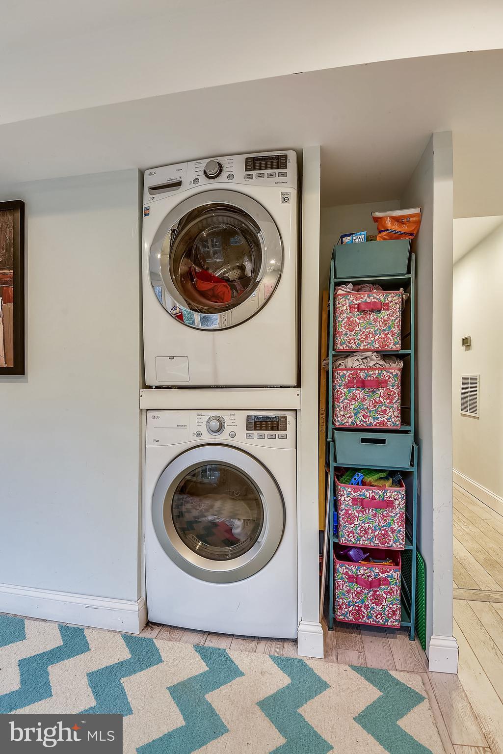 232 Nottingham Hill Annapolis, MD 21405 - Photo 29 of 70 a view of a hallway with washer and dryer