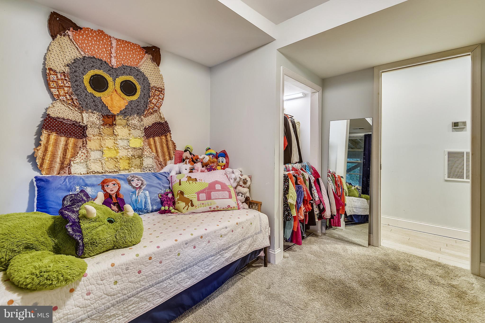 232 Nottingham Hill Annapolis, MD 21405 - Photo 37 of 70 a bedroom with a bed and window