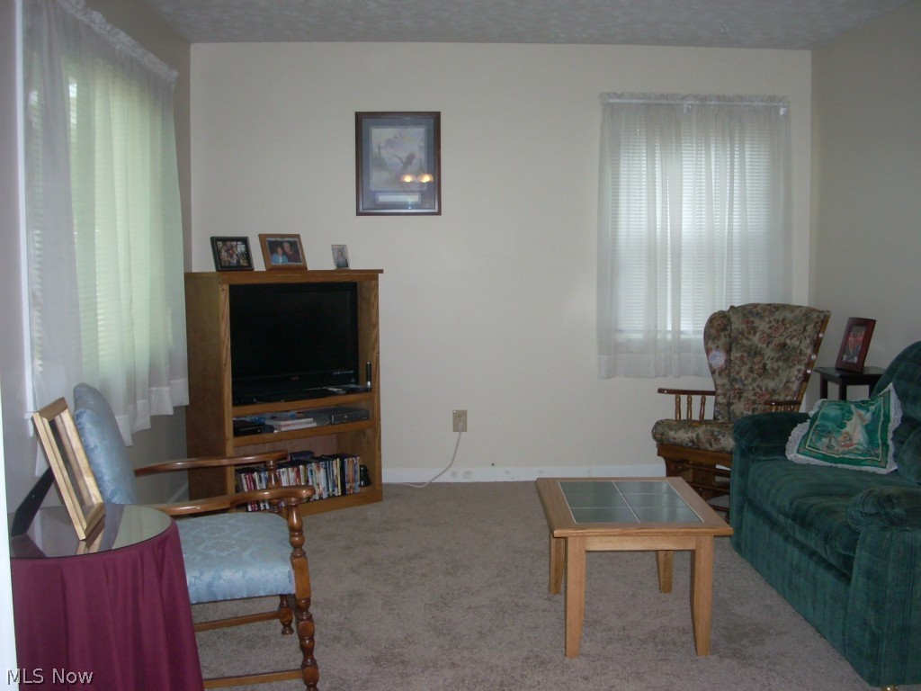 1926 Aberdeen Road Madison, OH 44057 - Photo 3 of 15