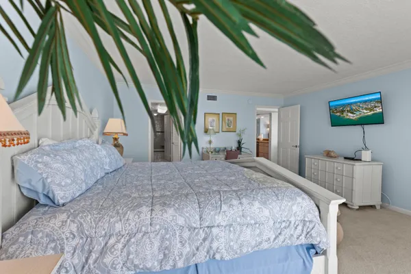 $1,115,000 | 1133 West Ocean Drive, Unit 16, Key Colony Beach, FL 33051