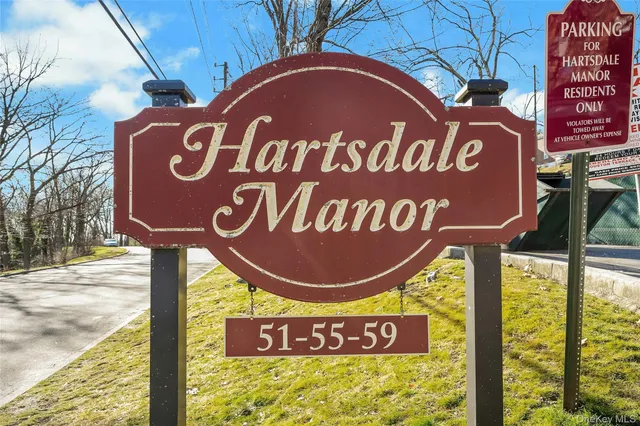 $224,900 | 55 Fieldstone Drive, Unit 37, Hartsdale, NY 10530