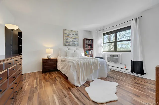 $224,900 | 55 Fieldstone Drive, Unit 37, Hartsdale, NY 10530