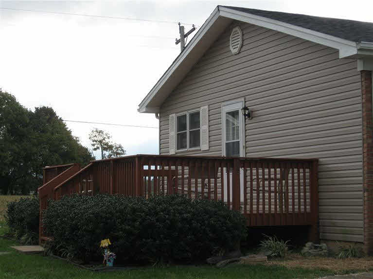 4870 Raymond Road Northeast Corydon, IN 47112 - Photo 4 of 18