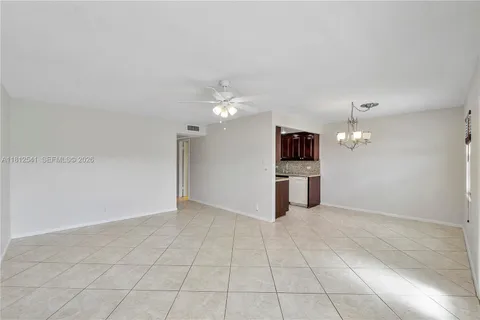 $99,000 | 3116 Newport U, Unit 3116, Deerfield Beach, FL 33442