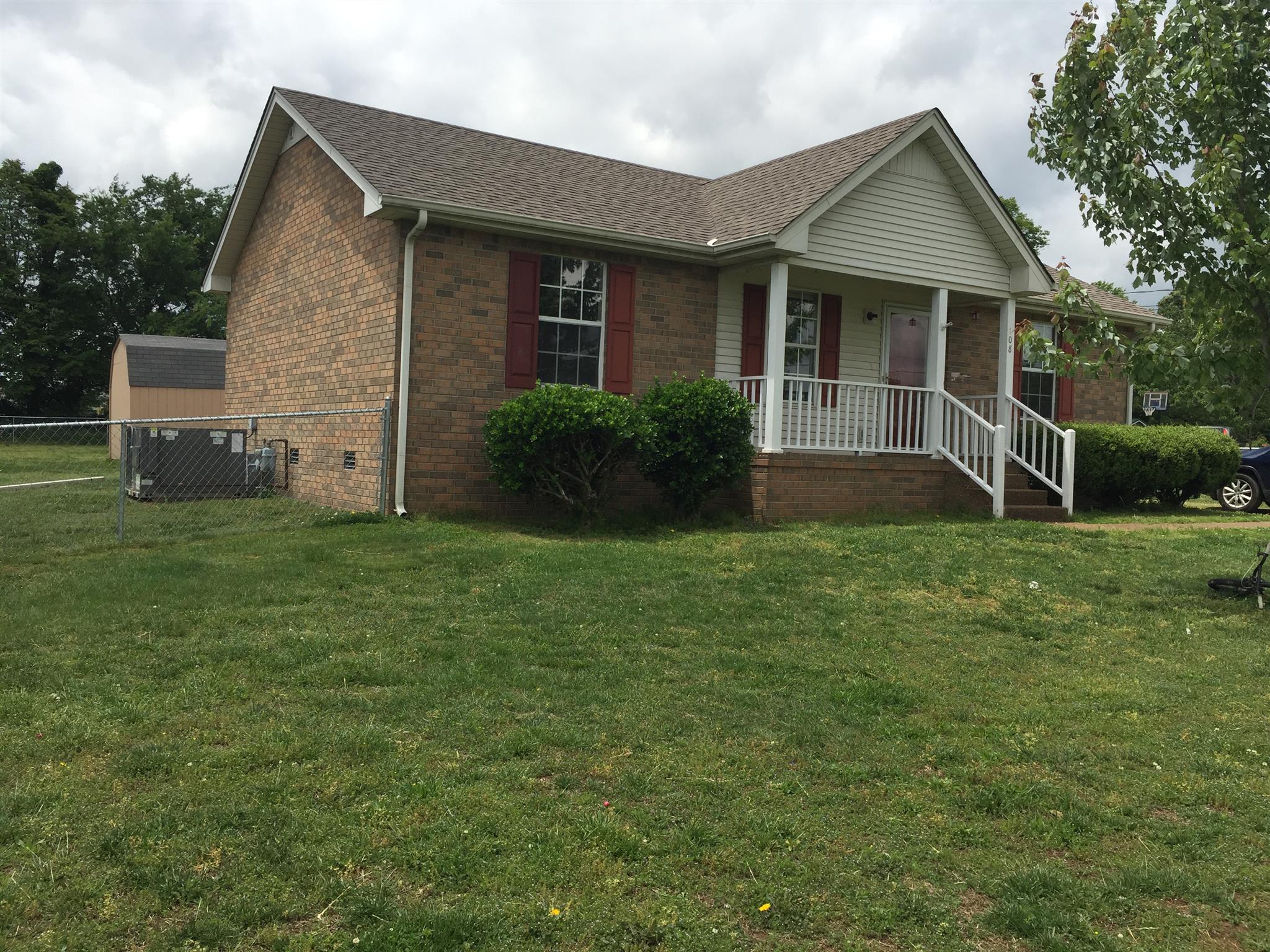 108 Ridgewood Drive Portland, TN 37148 - Photo 2 of 14 Gallery Image 2