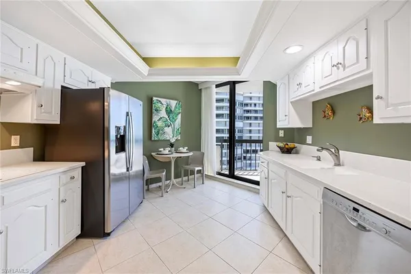 $899,000 | 220 South Collier Boulevard, Unit 1003, Marco Island, FL 34145