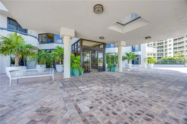 $899,000 | 220 South Collier Boulevard, Unit 1003, Marco Island, FL 34145