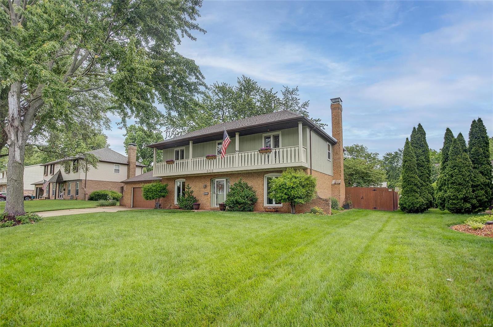 806 Reiss Road O'Fallon, IL 62269 - Photo 3 of 36 Gallery Image 3
