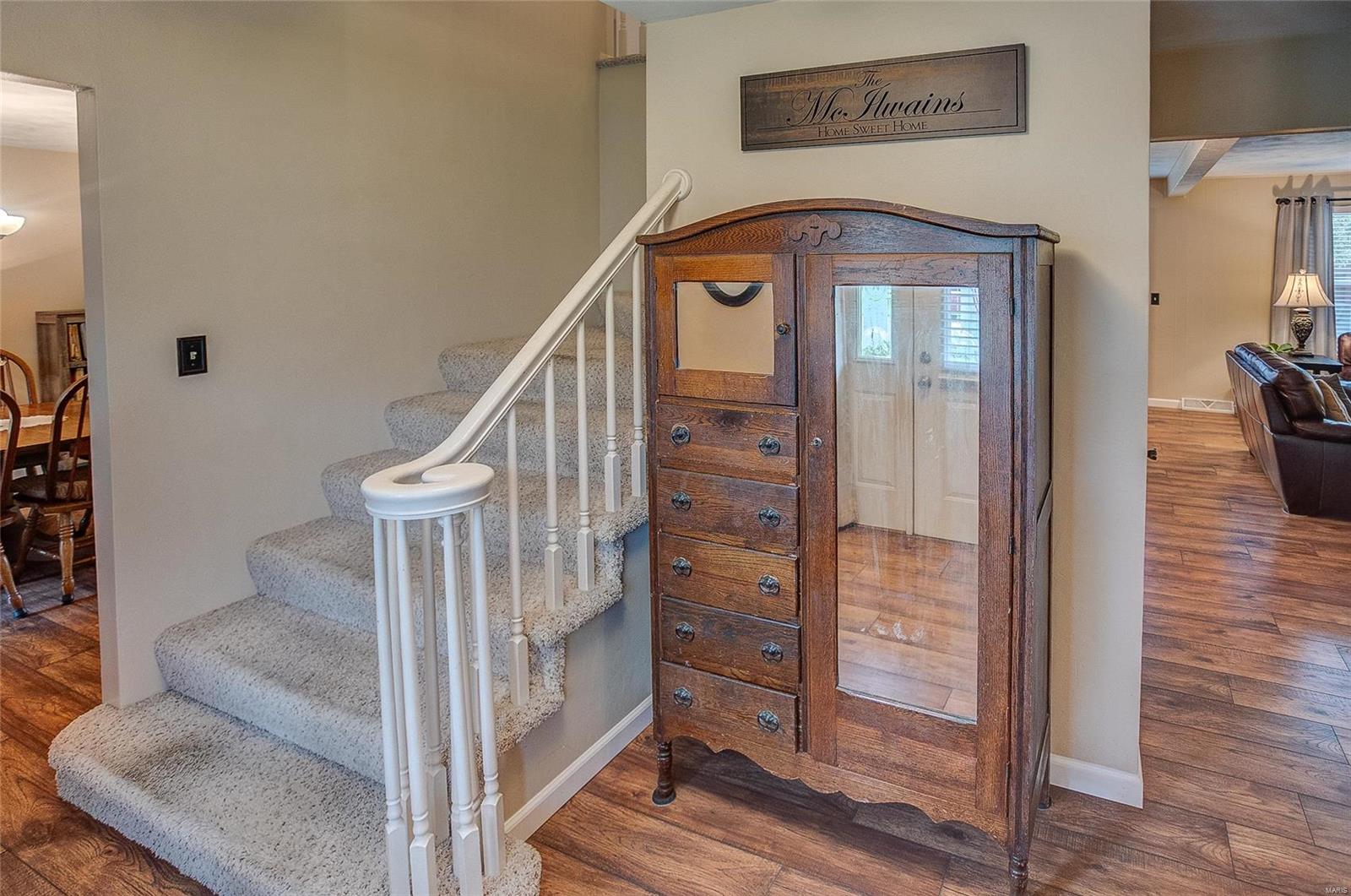 806 Reiss Road O'Fallon, IL 62269 - Photo 8 of 36 Gallery Image 8