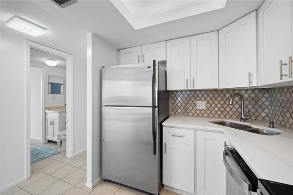 $340,000 | 500 North Osceola Avenue, Unit 810, Clearwater, FL 33755