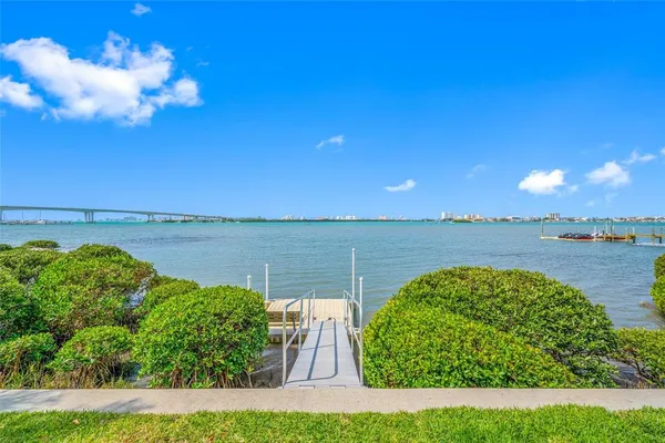 $340,000 | 500 North Osceola Avenue, Unit 810, Clearwater, FL 33755