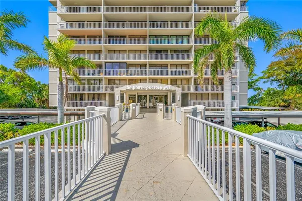 $340,000 | 500 North Osceola Avenue, Unit 810, Clearwater, FL 33755