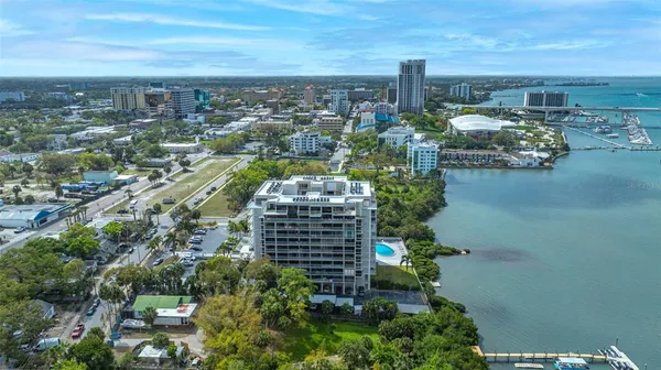 $340,000 | 500 North Osceola Avenue, Unit 810, Clearwater, FL 33755