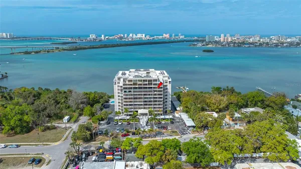 $340,000 | 500 North Osceola Avenue, Unit 810, Clearwater, FL 33755