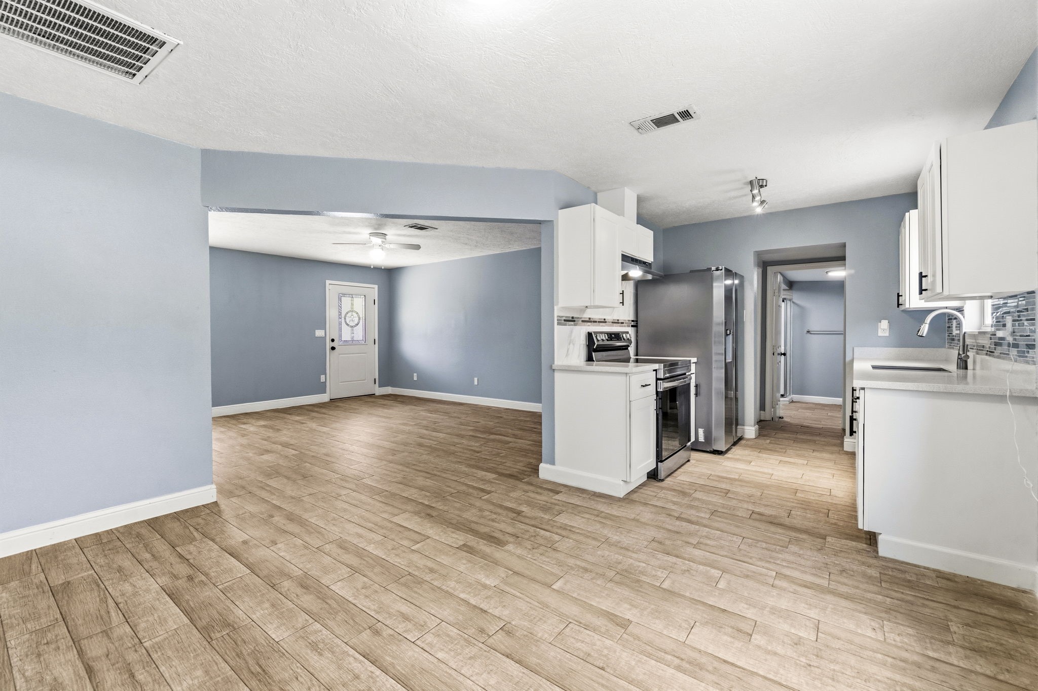 6319 Mohawk Street Houston, TX 77016 - Photo 8 of 21