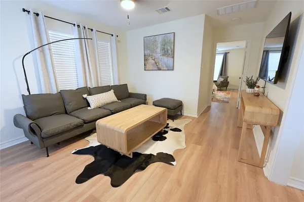 $3,500 | 2311 South 3rd Street, Austin, TX 78704
