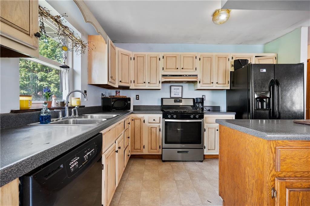 303 Moran Road Butler, PA 16002 - Photo 13 of 25 Gallery Image 13