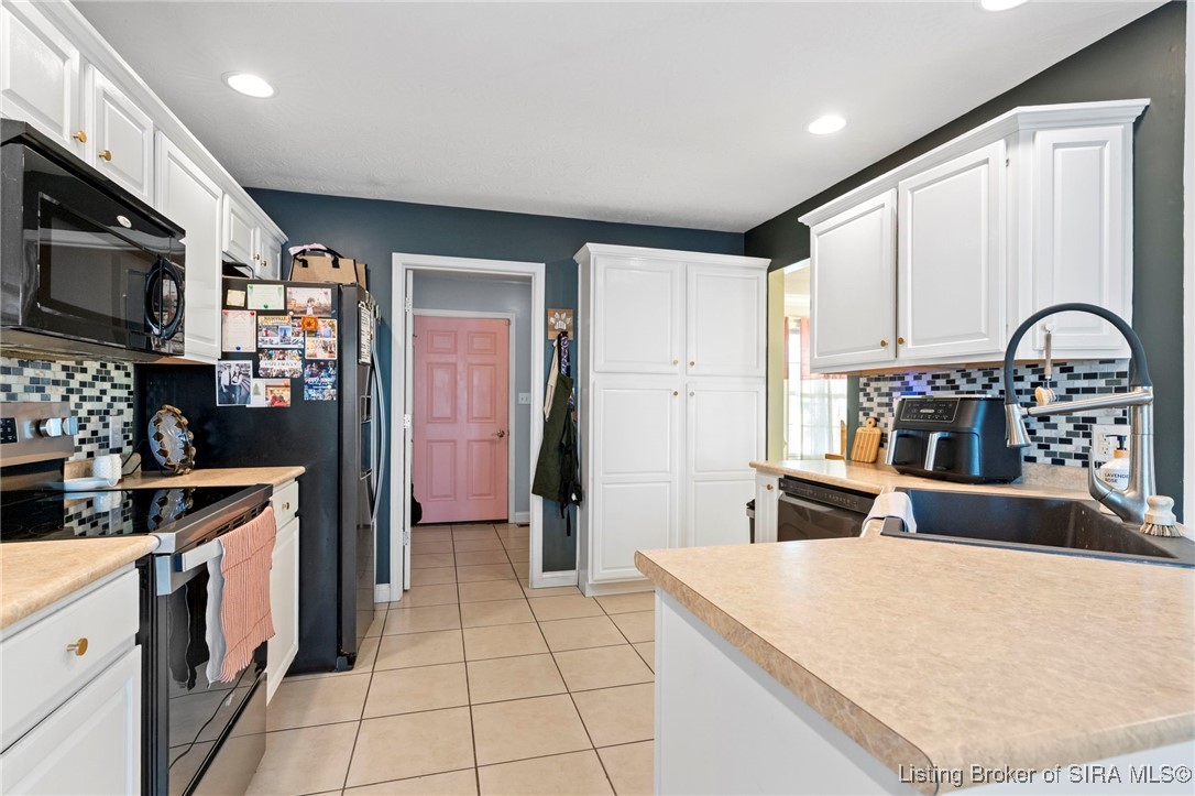 139 Paradise Lane Madison, IN 47250 - Photo 6 of 31