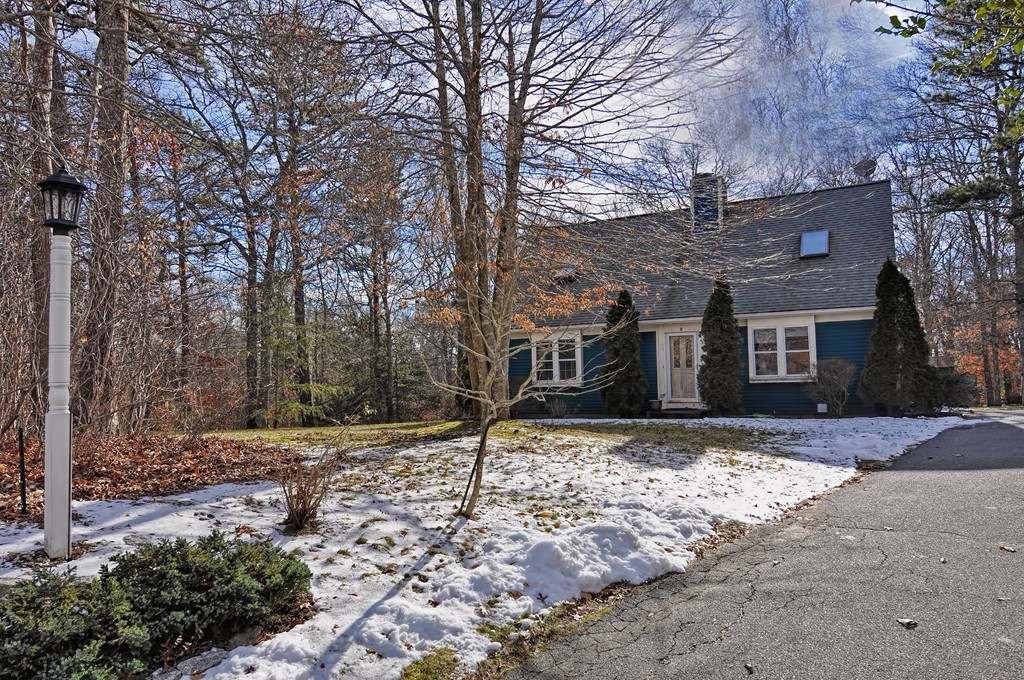 8 Alewife Road Mashpee, MA 02649 - Photo 2 of 21 Gallery Image 2