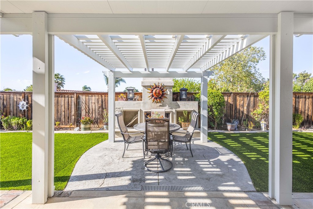 31858 Valone Court Temecula, CA 92591 - Photo 29 of 45 a view of a porch with chairs and backyard