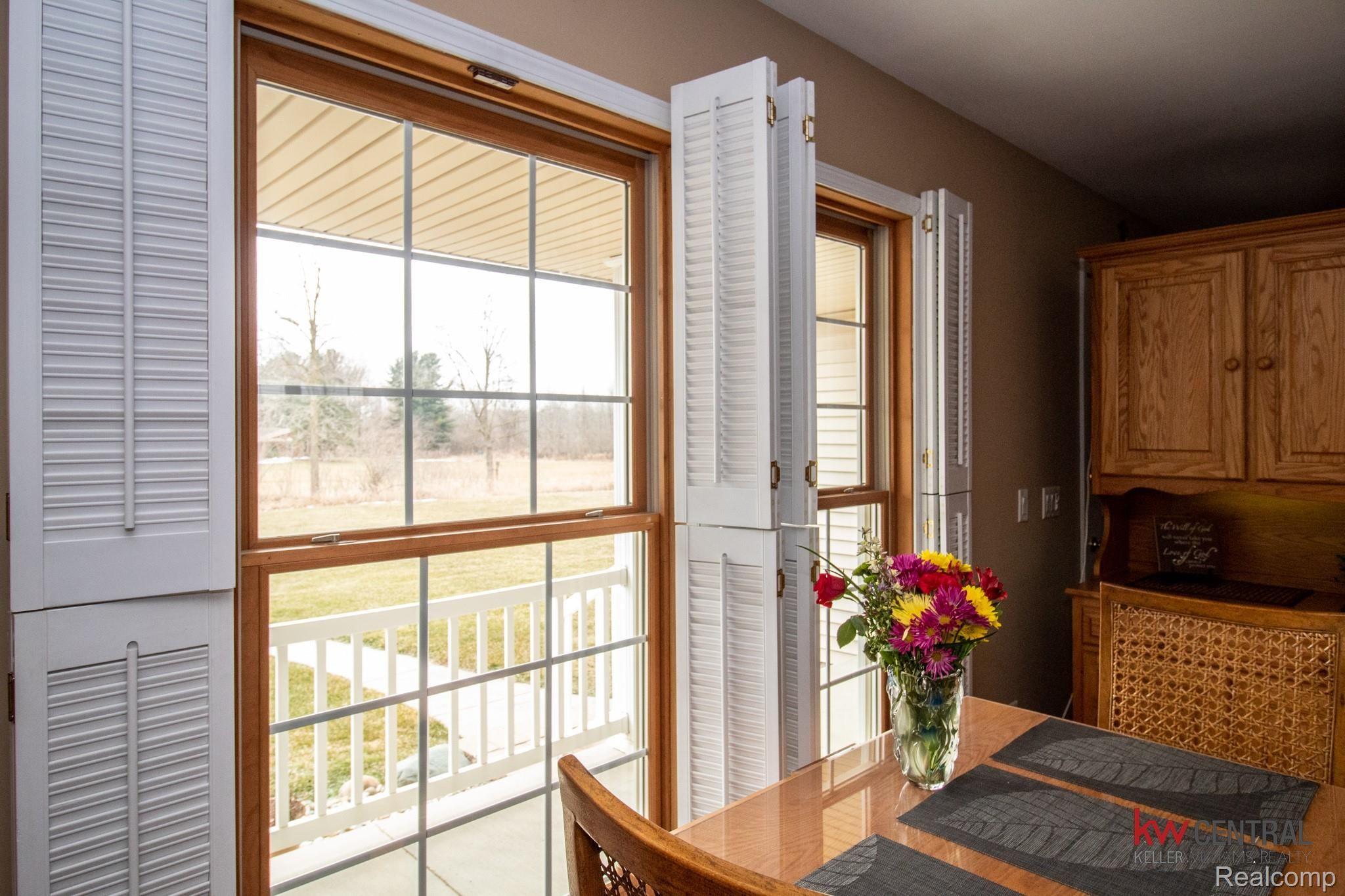 8827 Hough Road Almont, MI 48003 - Photo 7 of 37 Dining area.jpg