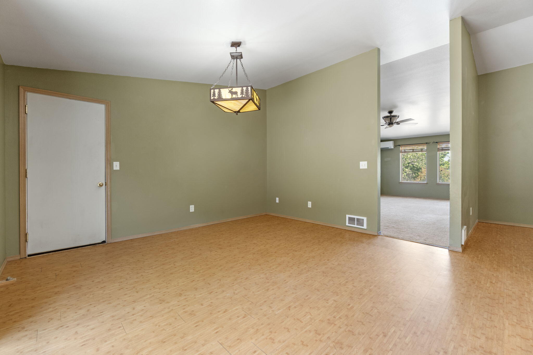 2630 Frontage Road Klamath Falls, OR 97601 - Photo 27 of 72 an empty room with a empty space and chandelier fan
