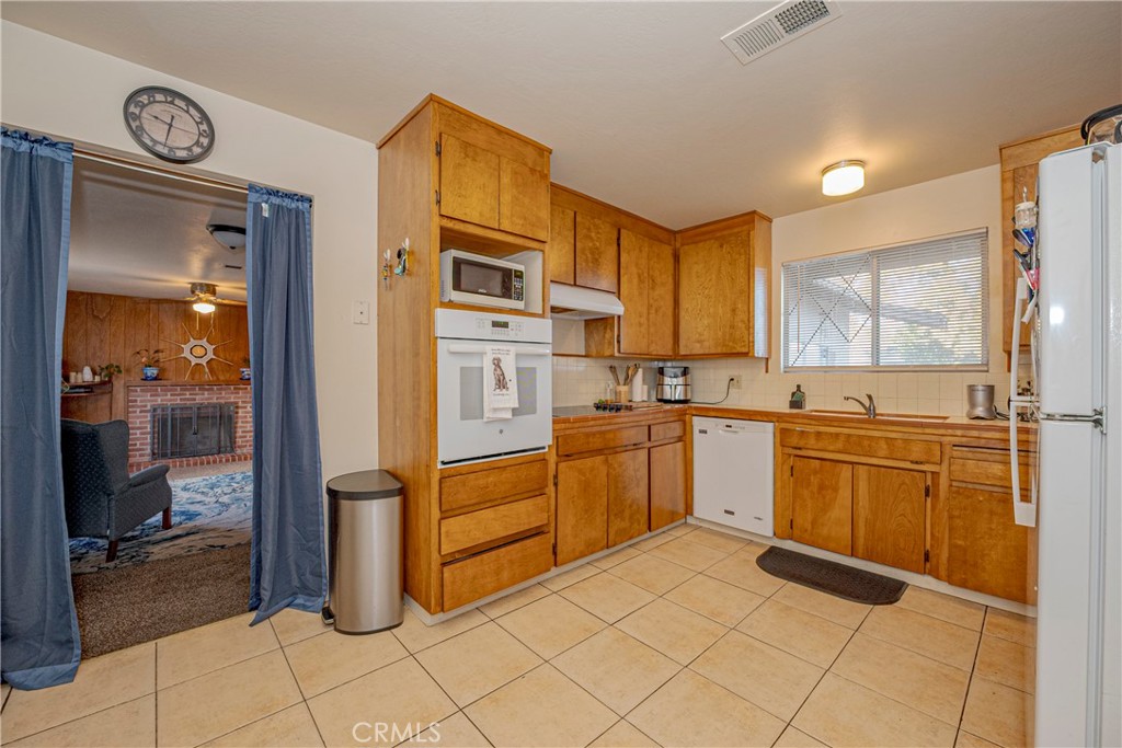 3191 El Capitan Avenue Merced, CA 95340 - Photo 8 of 29