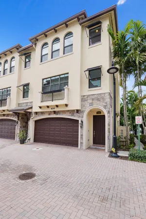 $4,999 | 614 Windward Circle, Boynton Beach, FL 33435