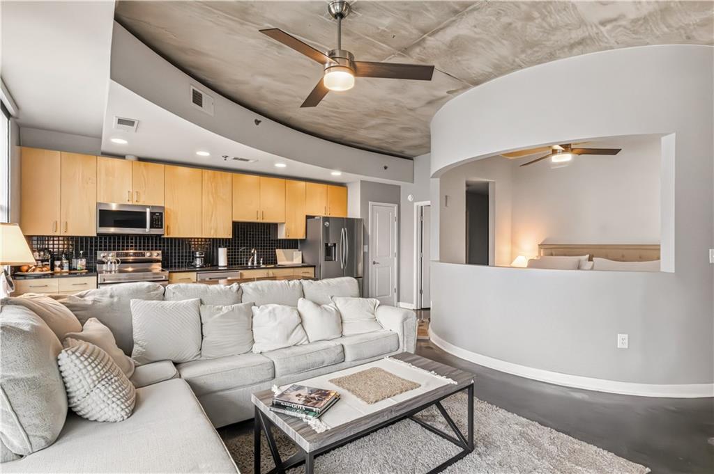 250 Pharr Road Northeast, Unit 804 Atlanta, GA 30305 - Photo 6 of 27