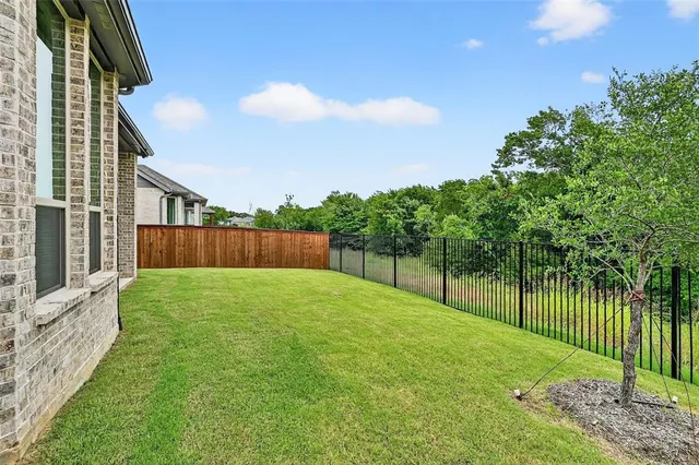 $449,850 | 5061 Westhaven Circle, Denison, TX 75020