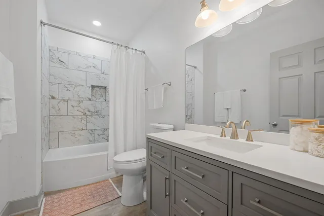 $470,000 | 818 Frasier Lane, Pineville, SC 29468