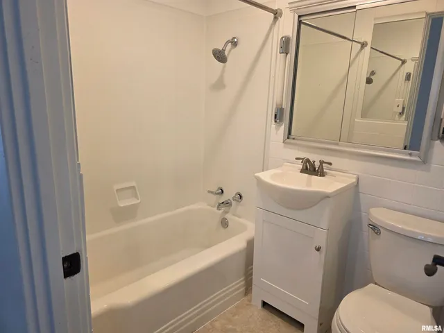 $149,900 | 32 Circle Drive, Centralia, IL 62801