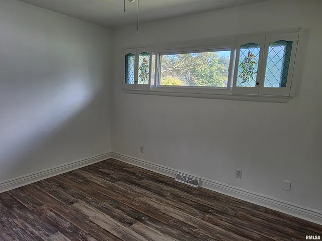 $149,900 | 32 Circle Drive, Centralia, IL 62801