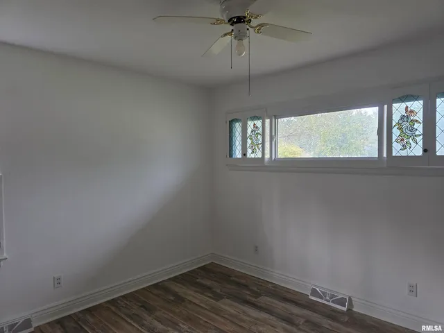 $149,900 | 32 Circle Drive, Centralia, IL 62801