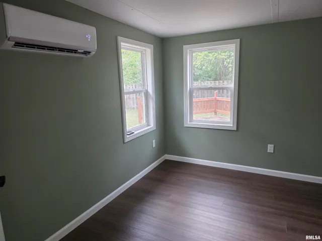 $149,900 | 32 Circle Drive, Centralia, IL 62801