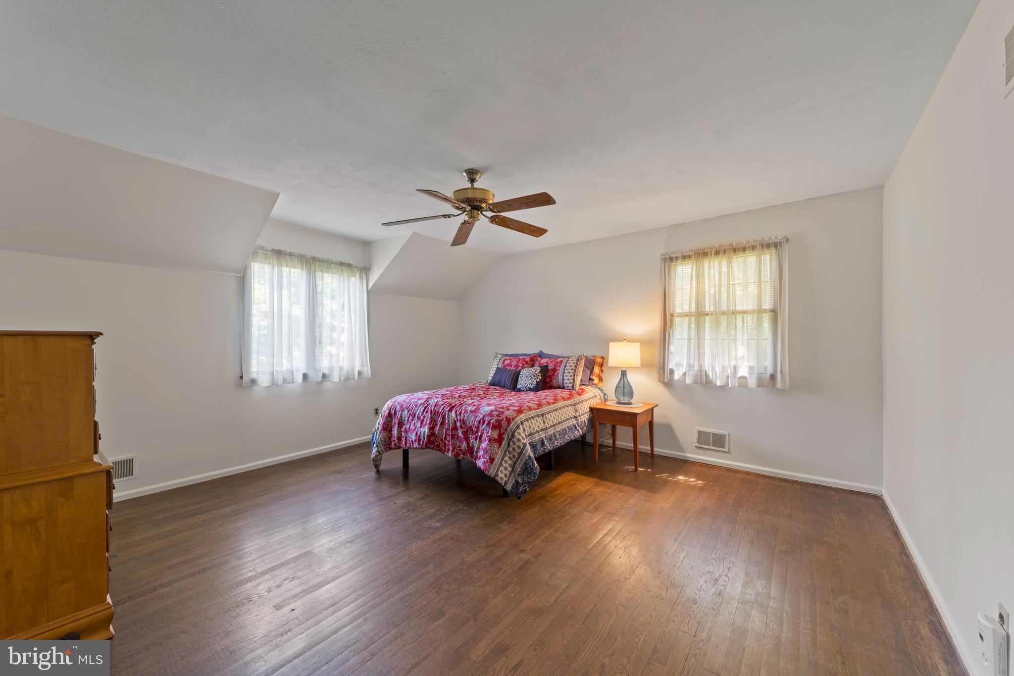 5 Willis Drive Ewing, NJ 08628 - Photo 20 of 32