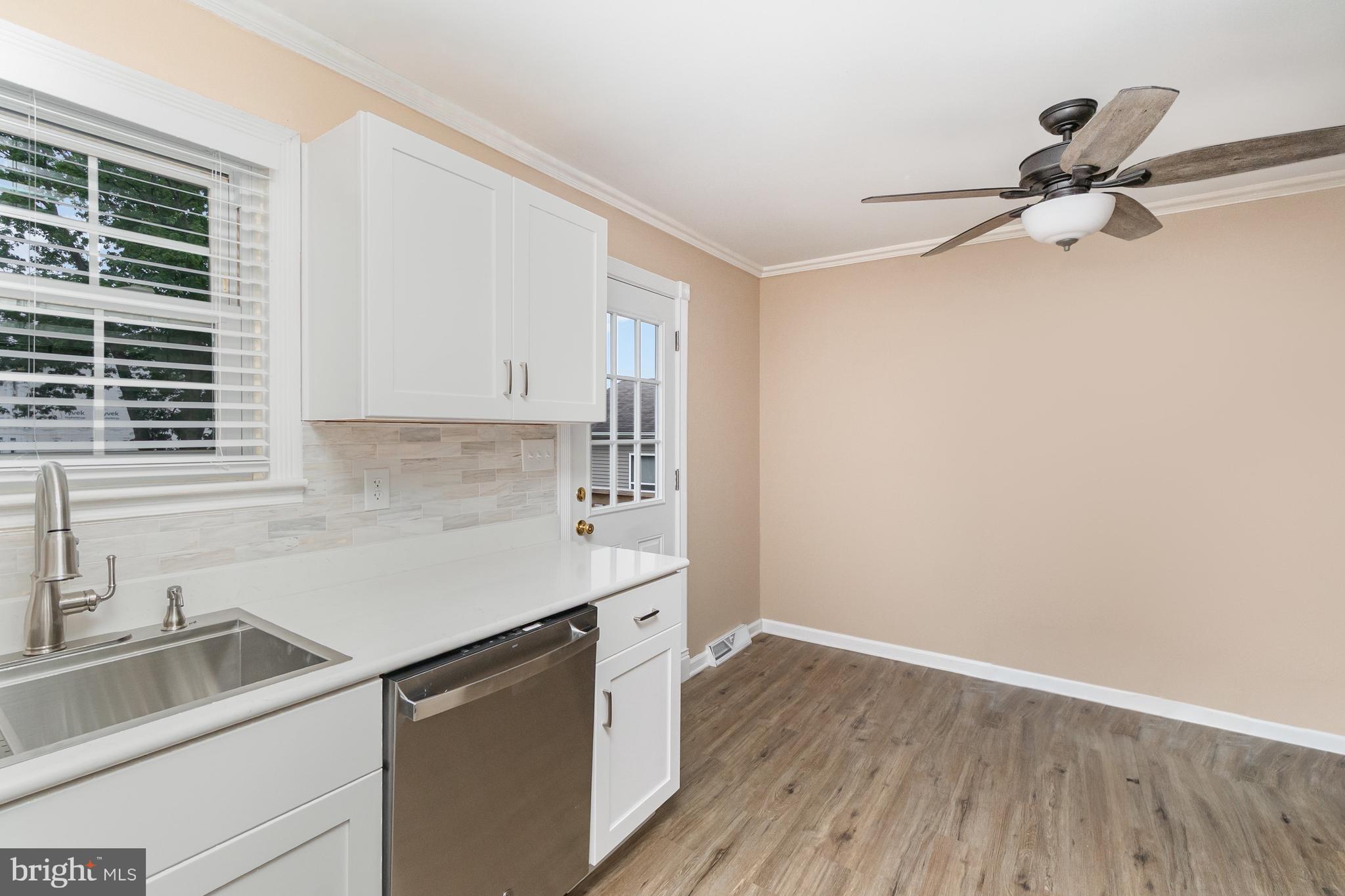 305 Cherry Street Perryville, MD 21903 - Photo 14 of 39 Eat in Kitchen Area